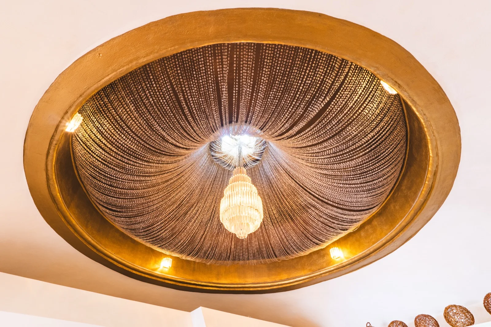 Gold chandelier in the entrance rotunda